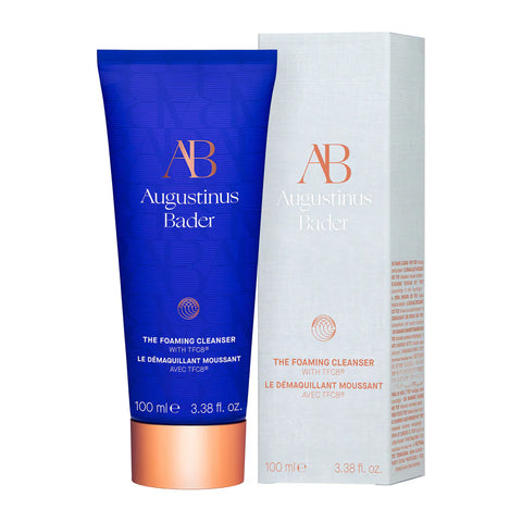 THE FOAMING CLEANSER