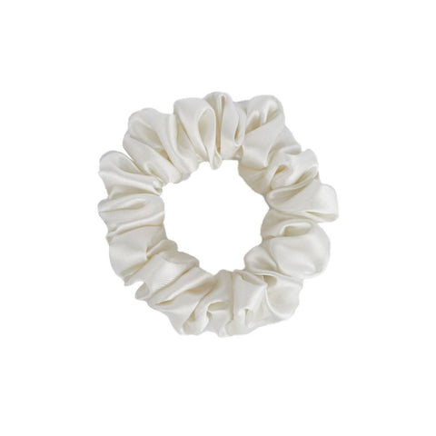 Silk Scrunchies Powder White